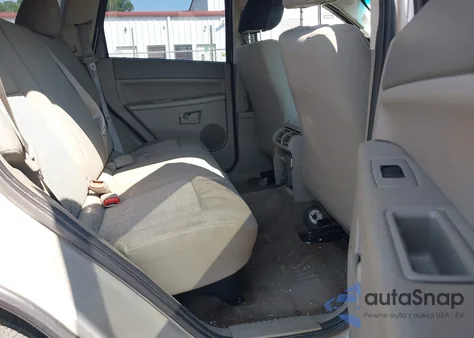 2007 Jeep Grand Cherokee Laredo z USA, uszkodzony, nr VIN 1J8GS48K67C545059